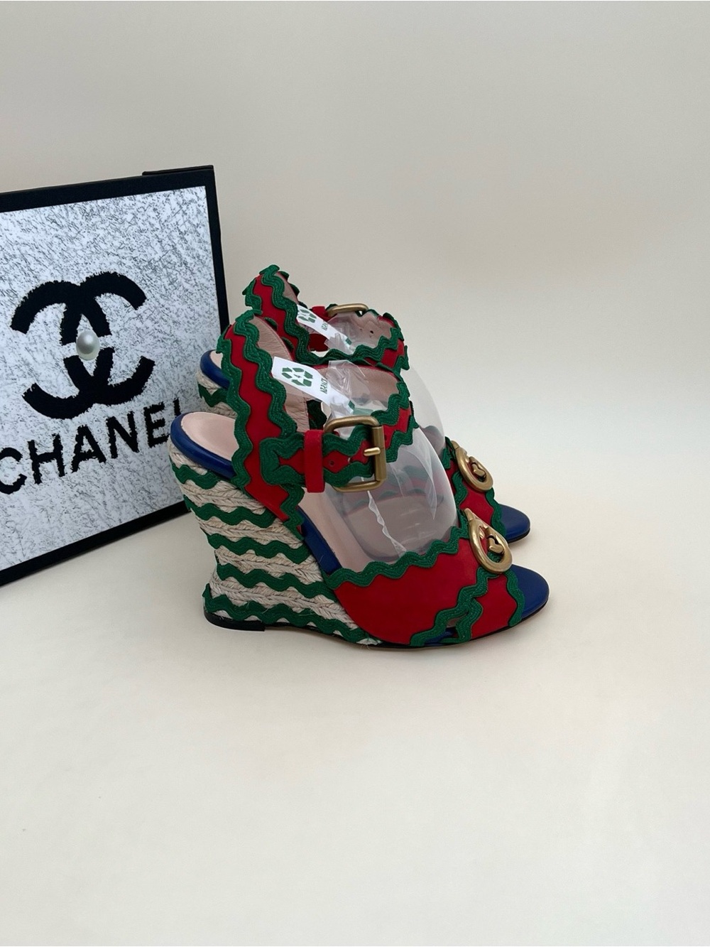 🚩steal Gucci Red & Green Wavy Espadrille Wedge Sandals - Picture 4 of 6